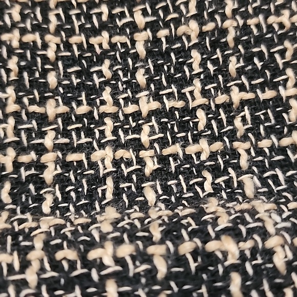 Tweed skirt - Picture 2 of 2